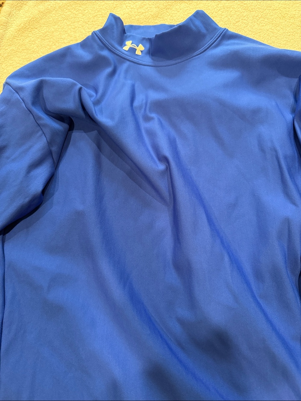 Under Armour Men’s Royal Blue Mock Neck Performance Top-cold gear